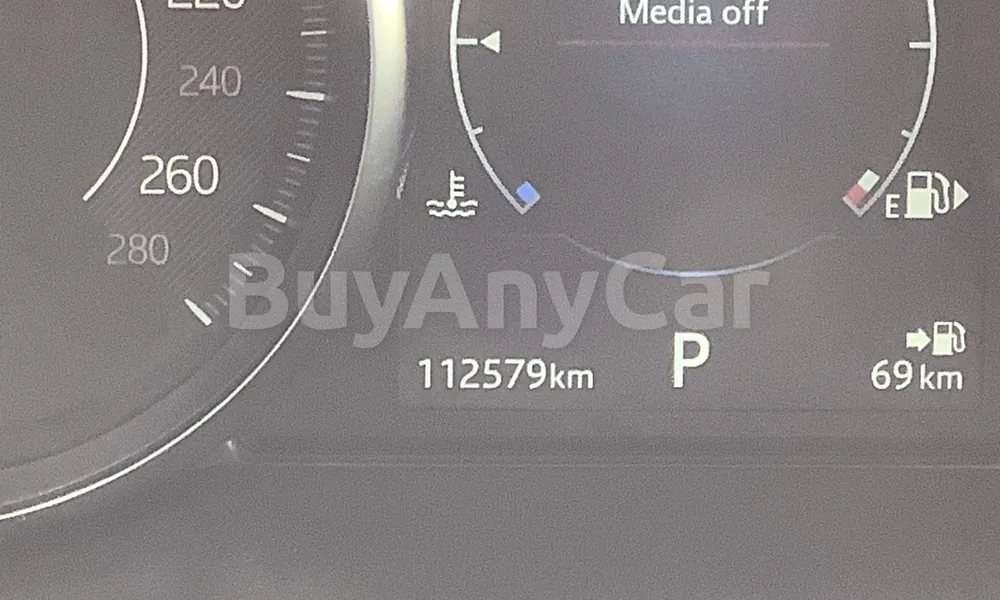 Vehicle photo 7