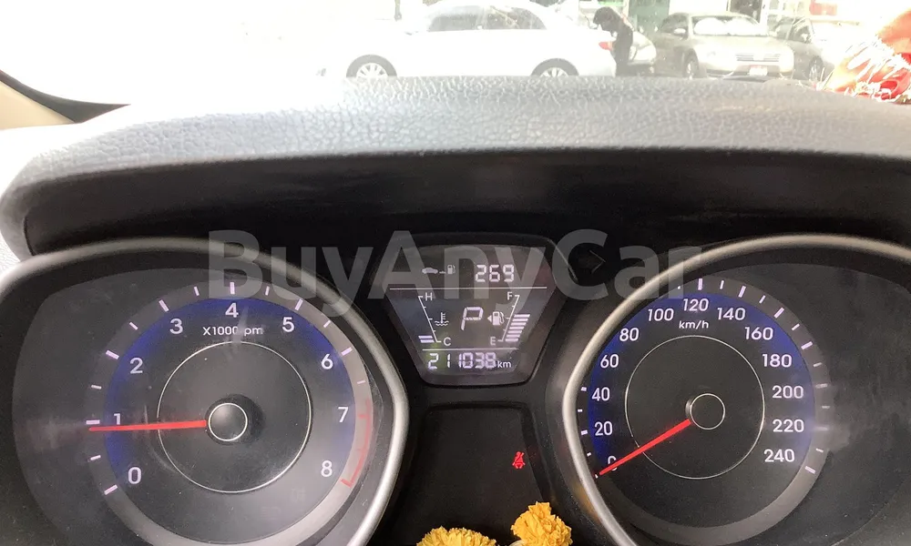Vehicle photo 7