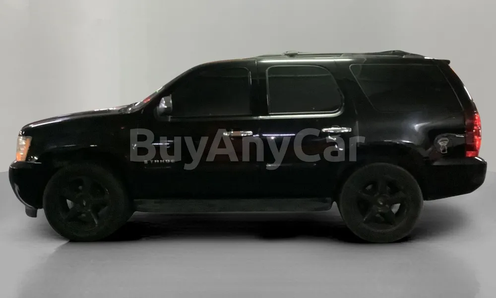 Vehicle photo 4