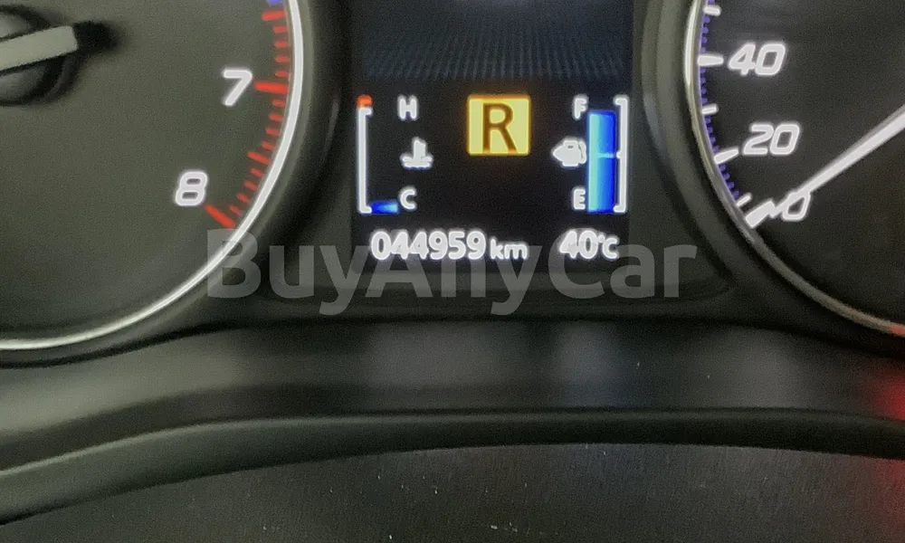 Vehicle photo 7