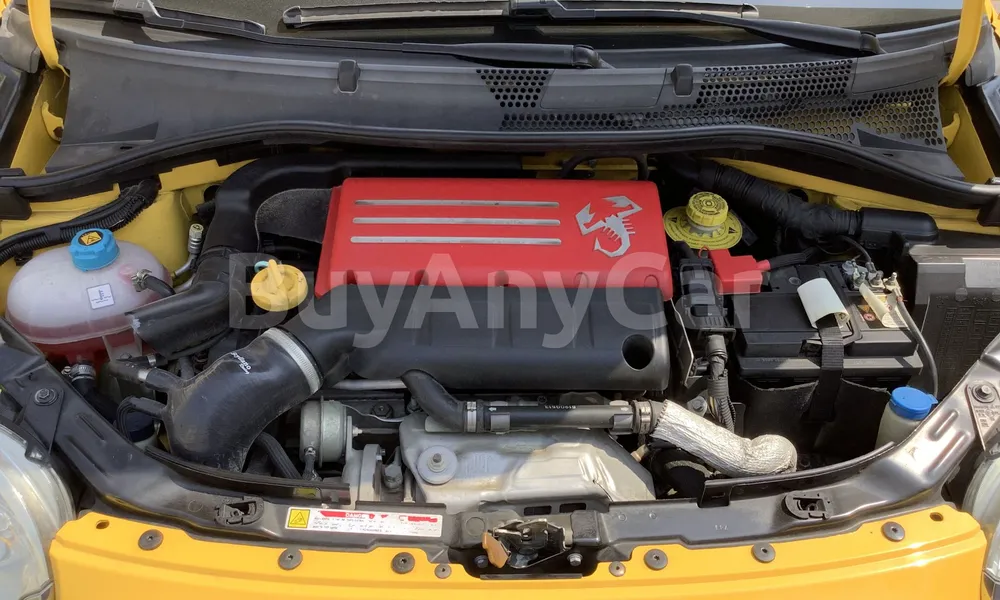 Vehicle photo 9