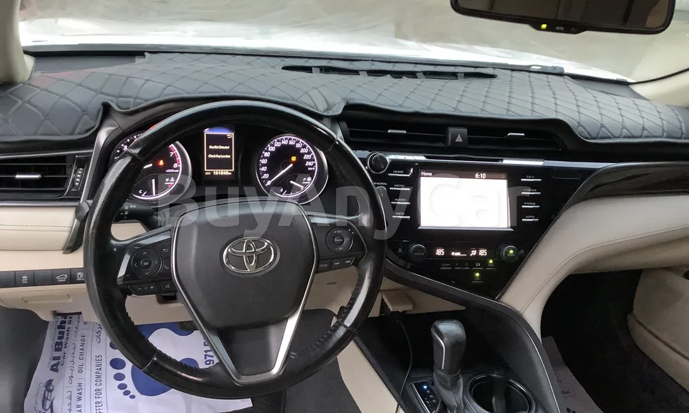 Vehicle photo 9