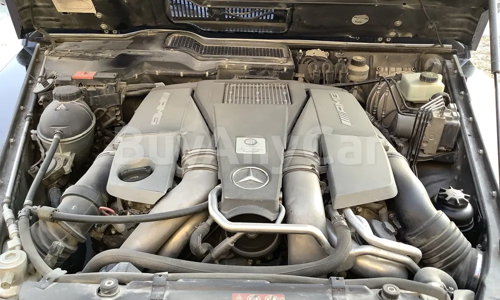 Vehicle photo 6