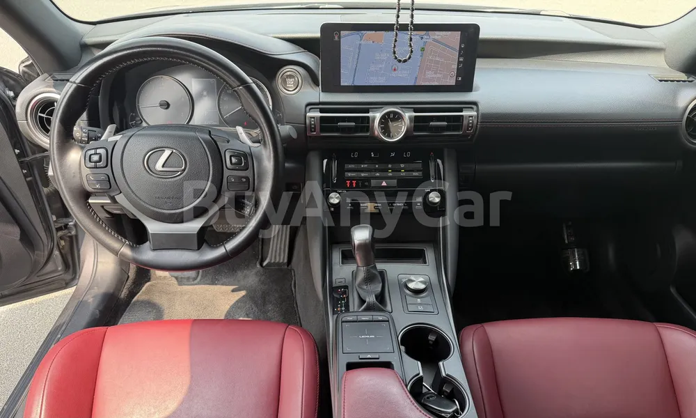 Vehicle photo 6