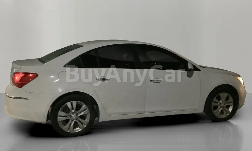 Vehicle photo 4