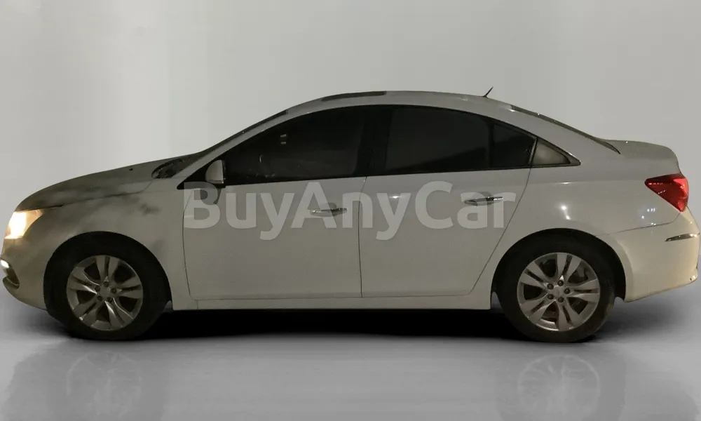 Vehicle photo 3