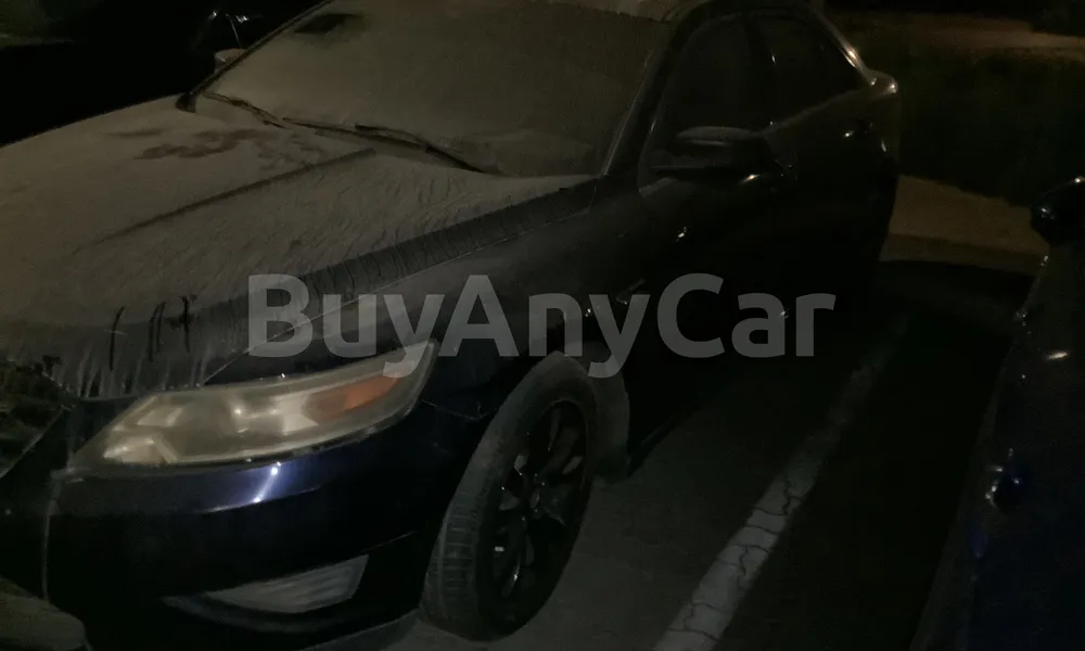 Vehicle photo 6