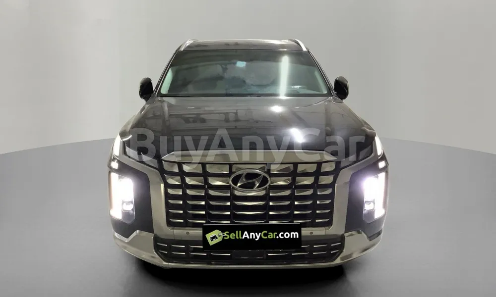 Vehicle photo 1
