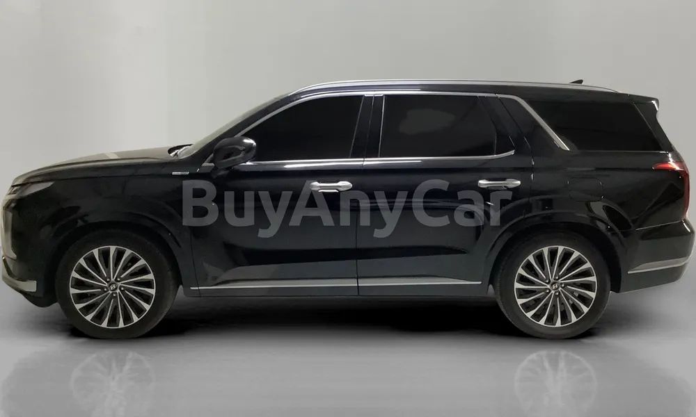 Vehicle photo 3