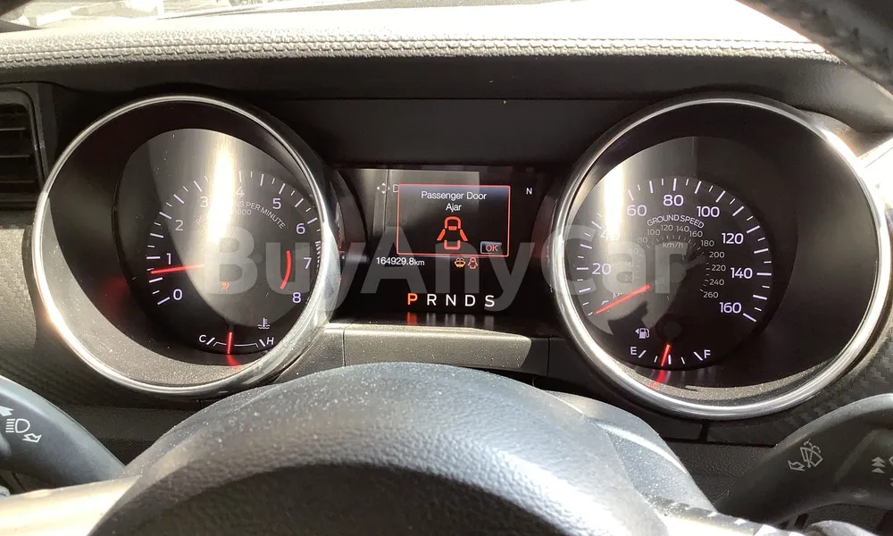 Vehicle photo 4