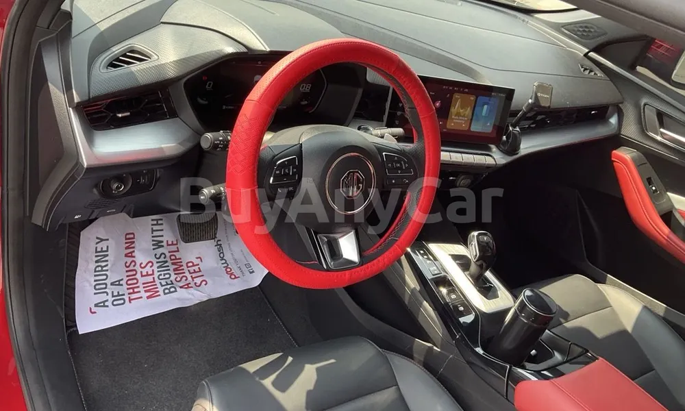Vehicle photo 9