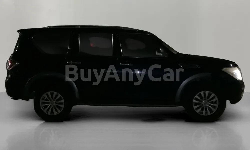 Vehicle photo 3