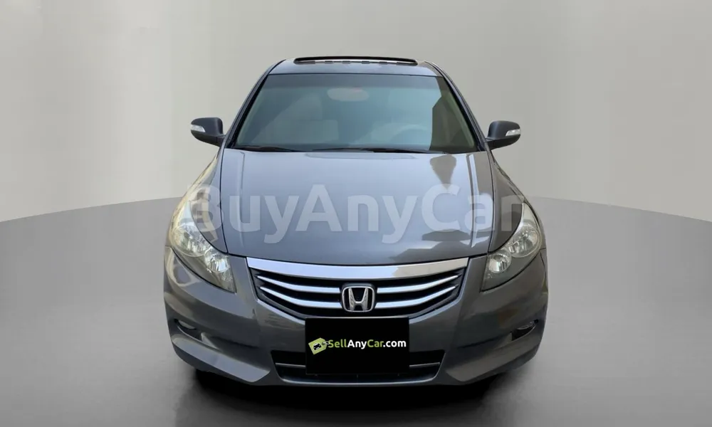 Vehicle photo 1