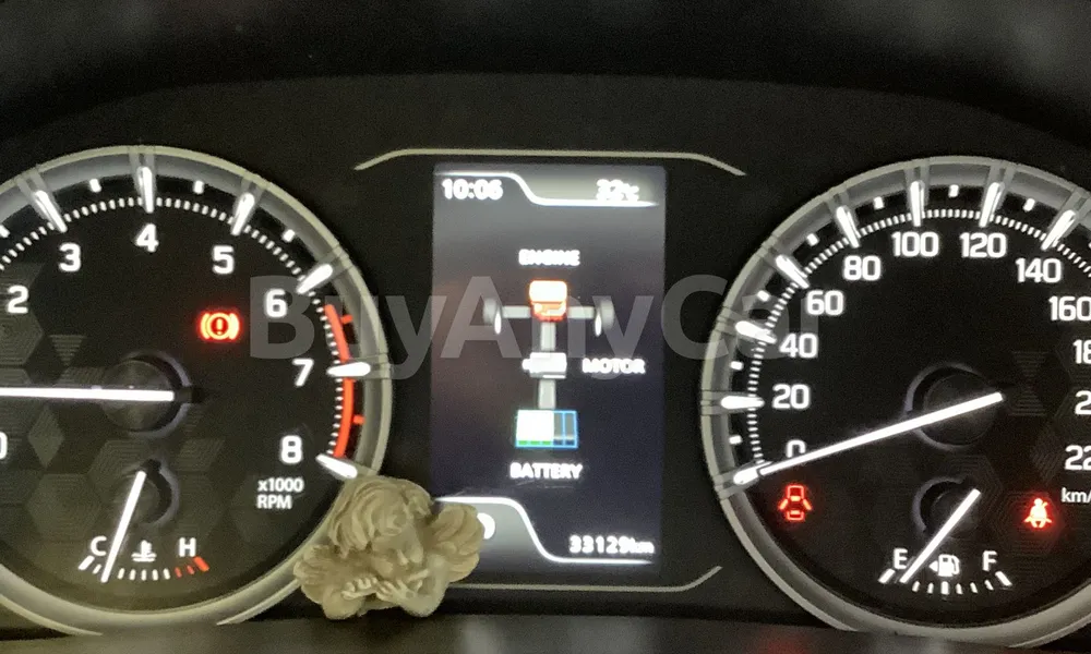 Vehicle photo 9