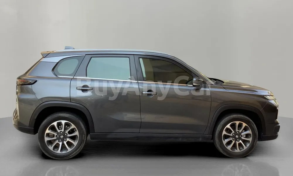 Vehicle photo 4