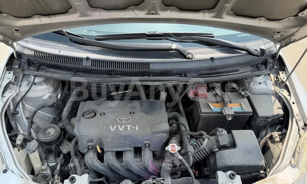 Vehicle photo 6
