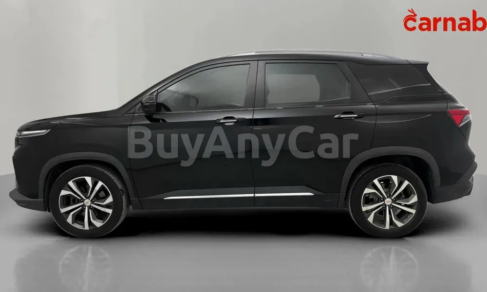 Vehicle photo 4