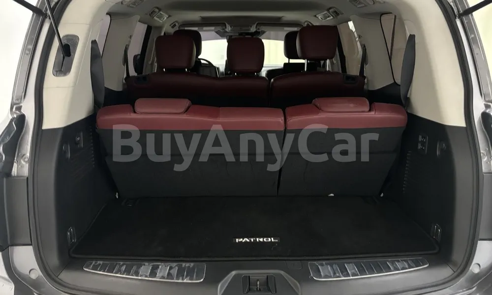 Vehicle photo 15