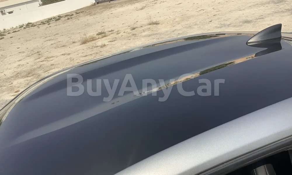 Vehicle photo 4