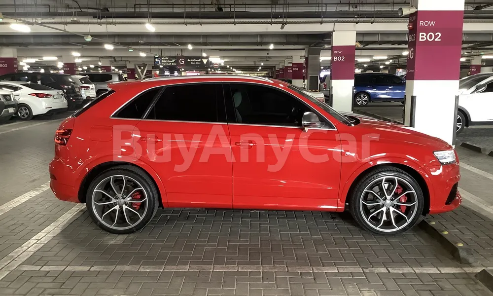 Vehicle photo 4