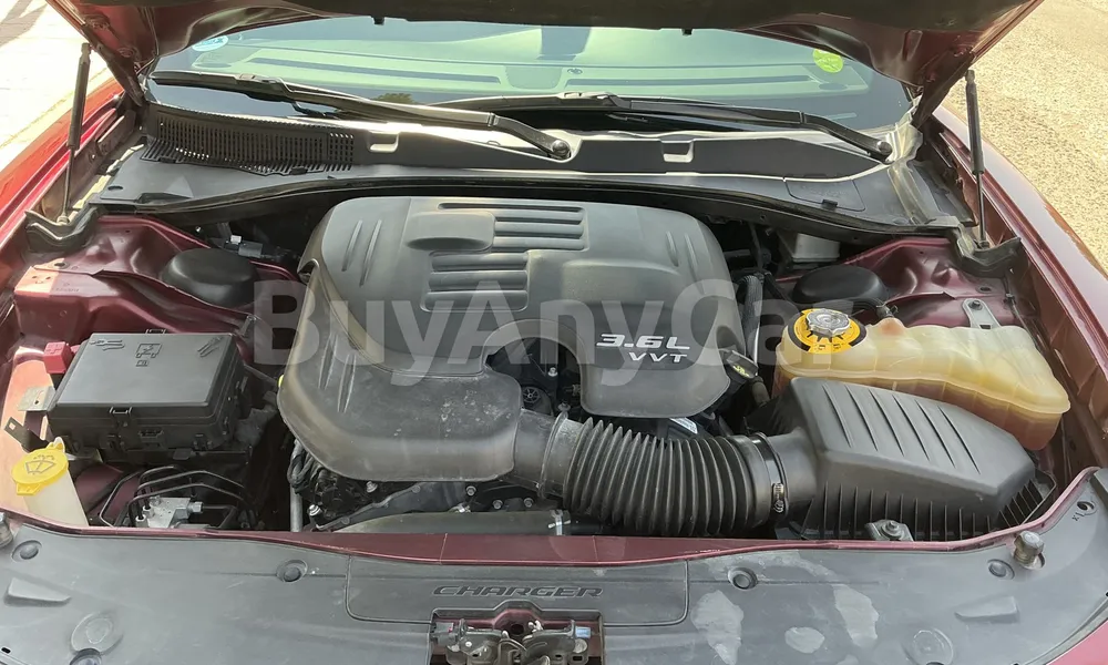Vehicle photo 6