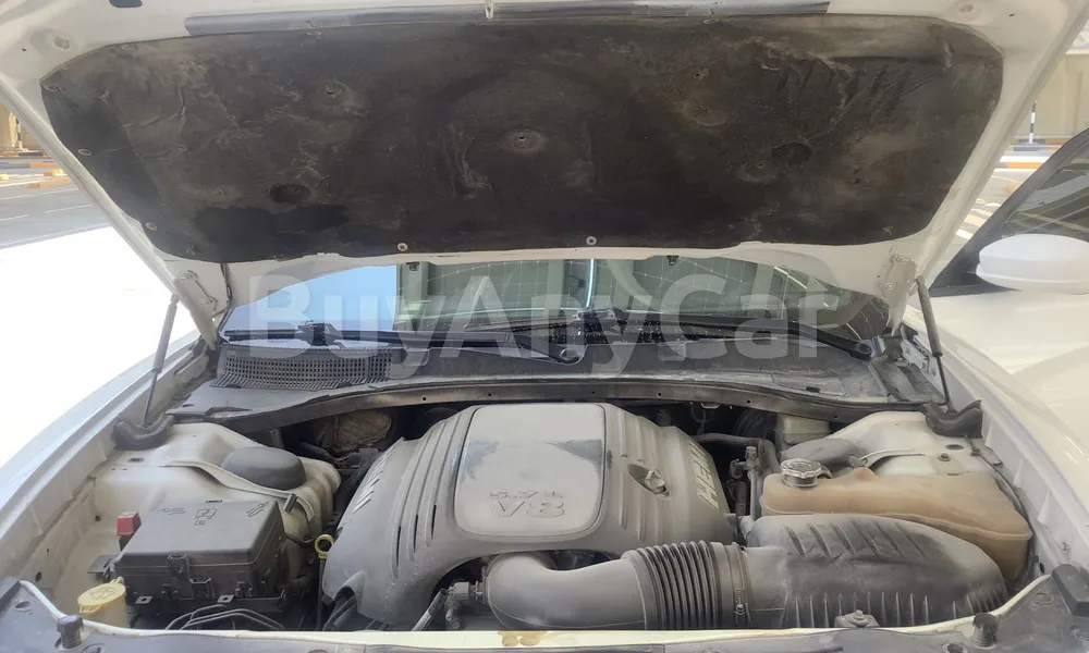 Vehicle photo 7