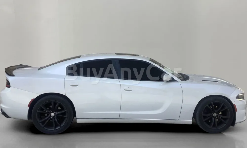 Vehicle photo 3