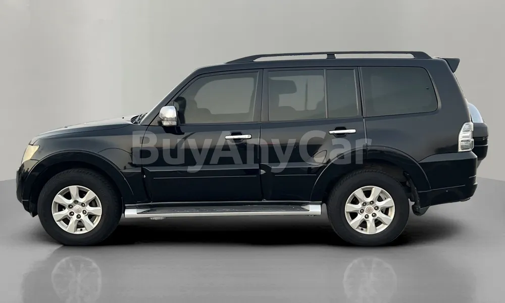 Vehicle photo 4
