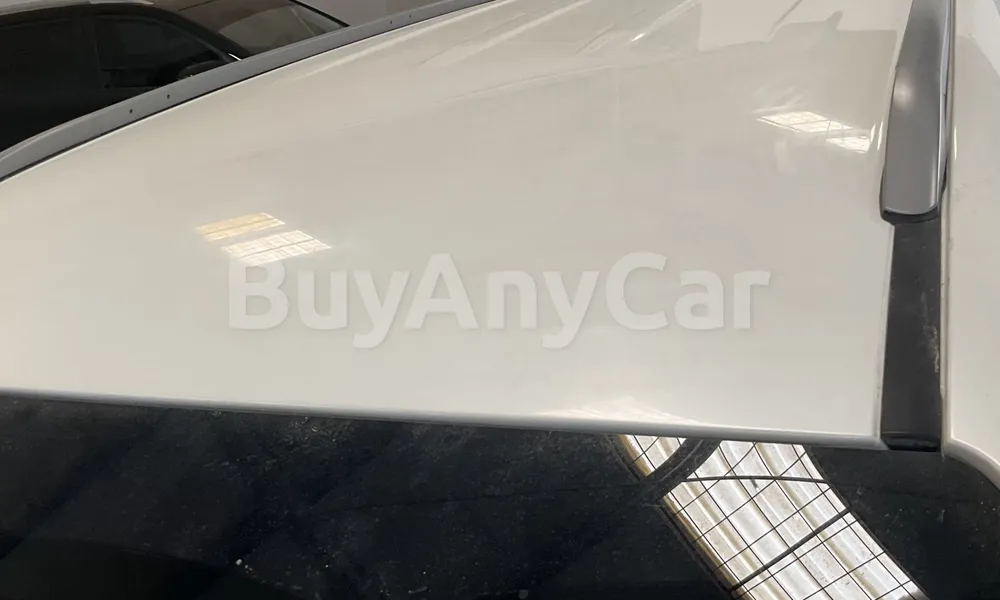 Vehicle photo 5