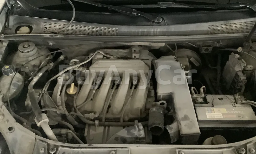 Vehicle photo 7