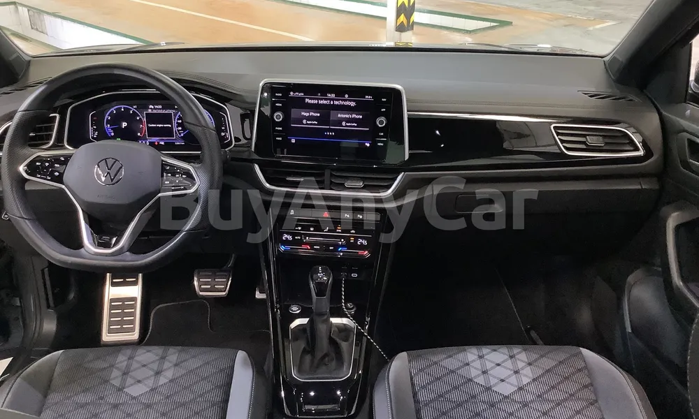 Vehicle photo 9