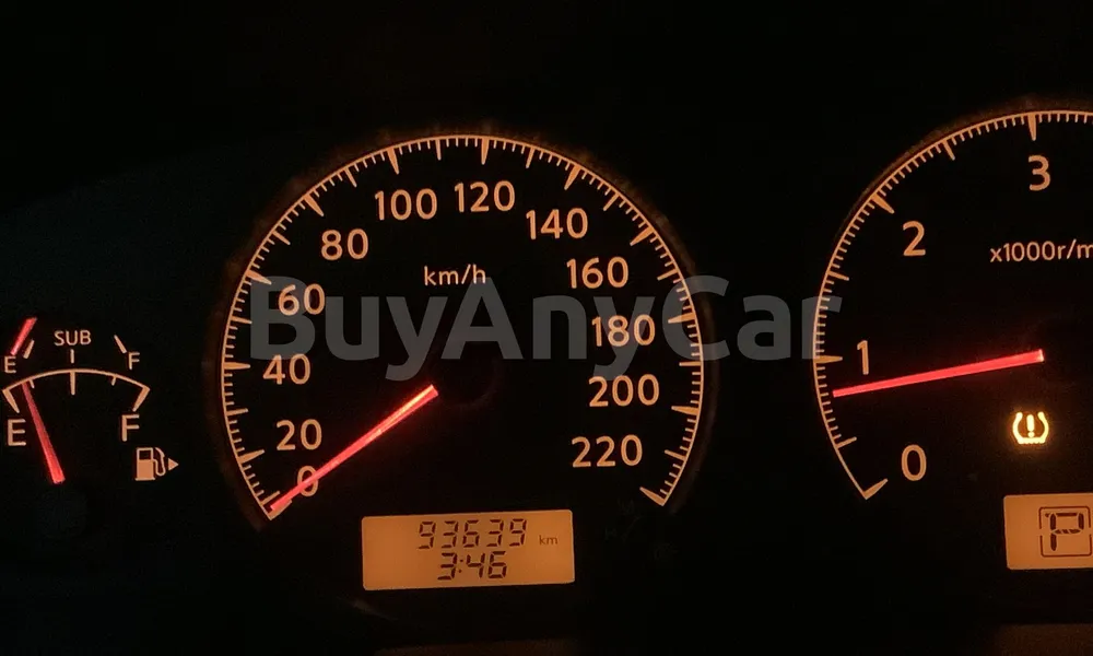 Vehicle photo 8
