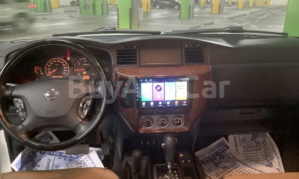 Vehicle photo 7