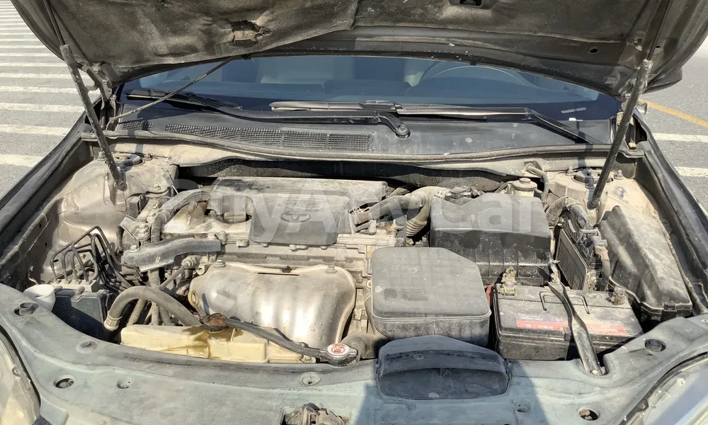 Vehicle photo 6