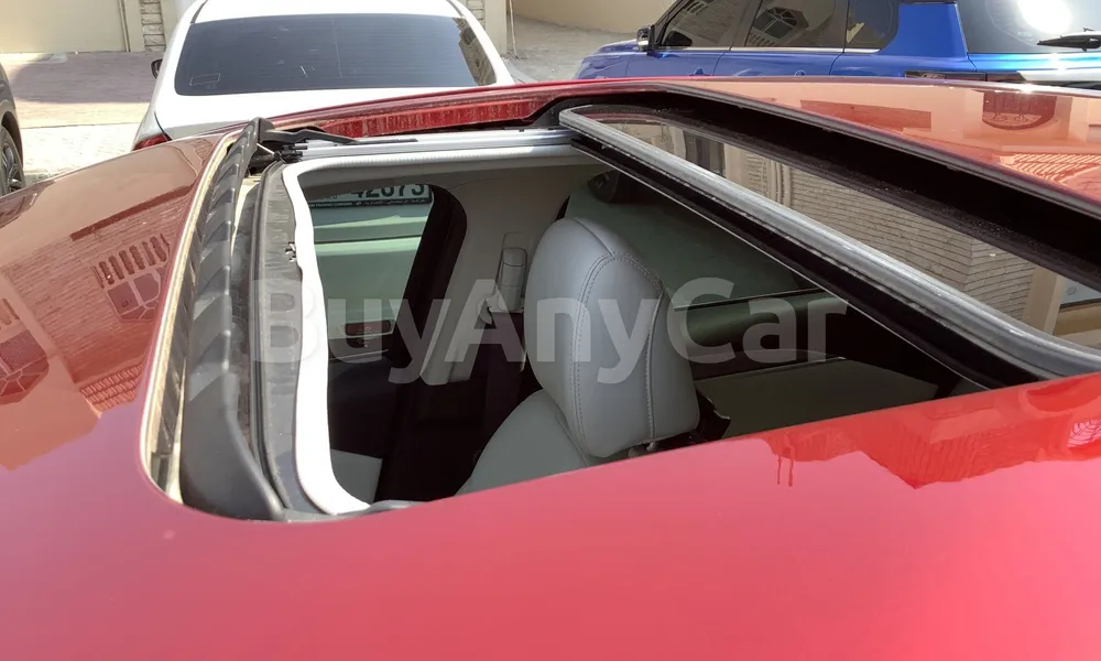 Vehicle photo 5