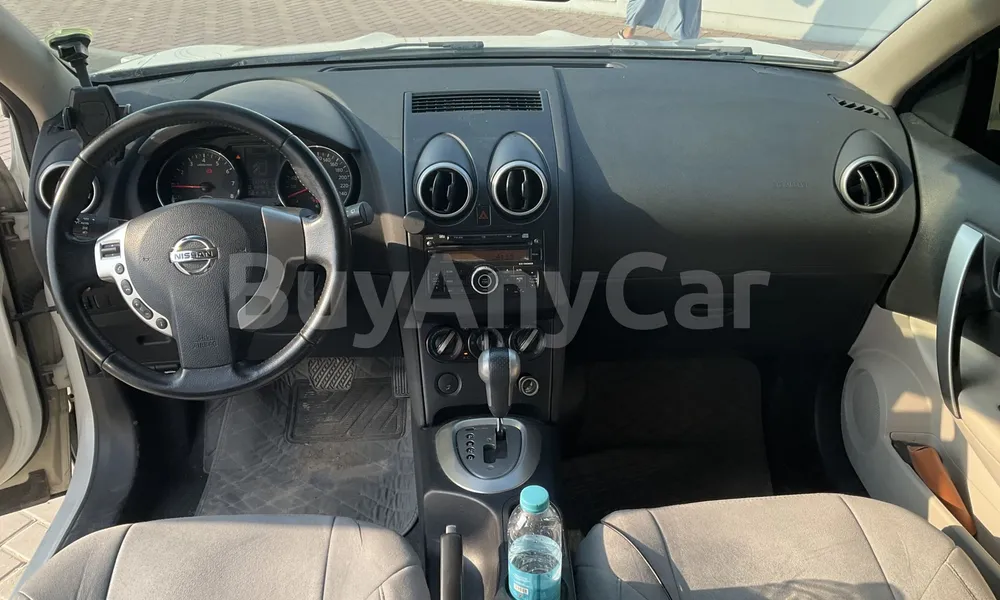 Vehicle photo 8