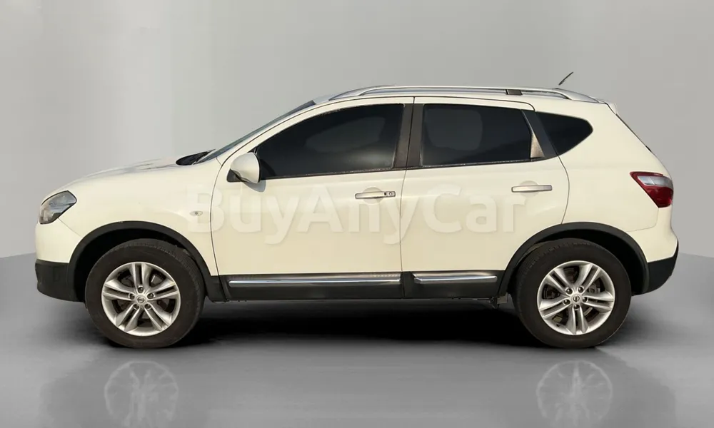 Vehicle photo 4