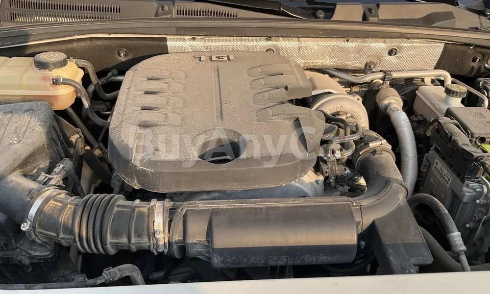Vehicle photo 7