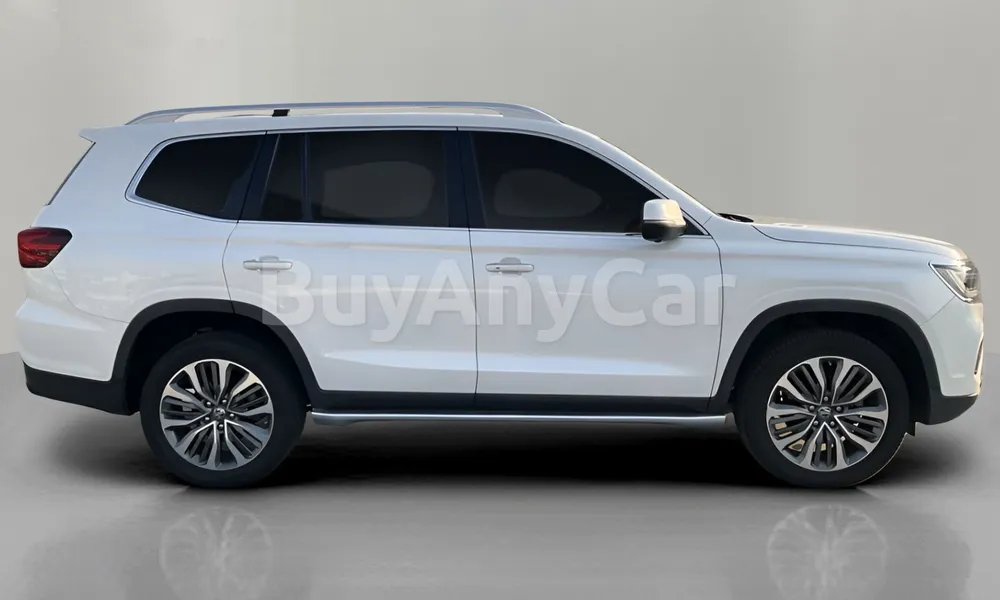 Vehicle photo 3