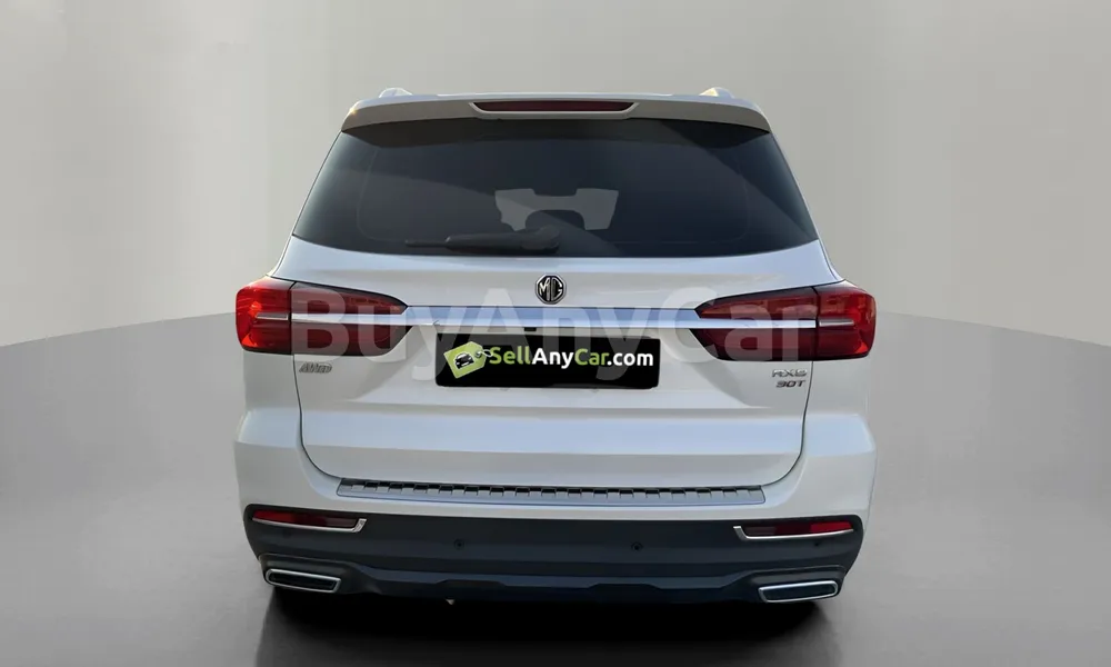 Vehicle photo 2