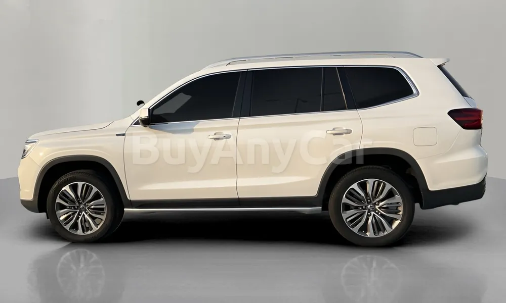 Vehicle photo 4