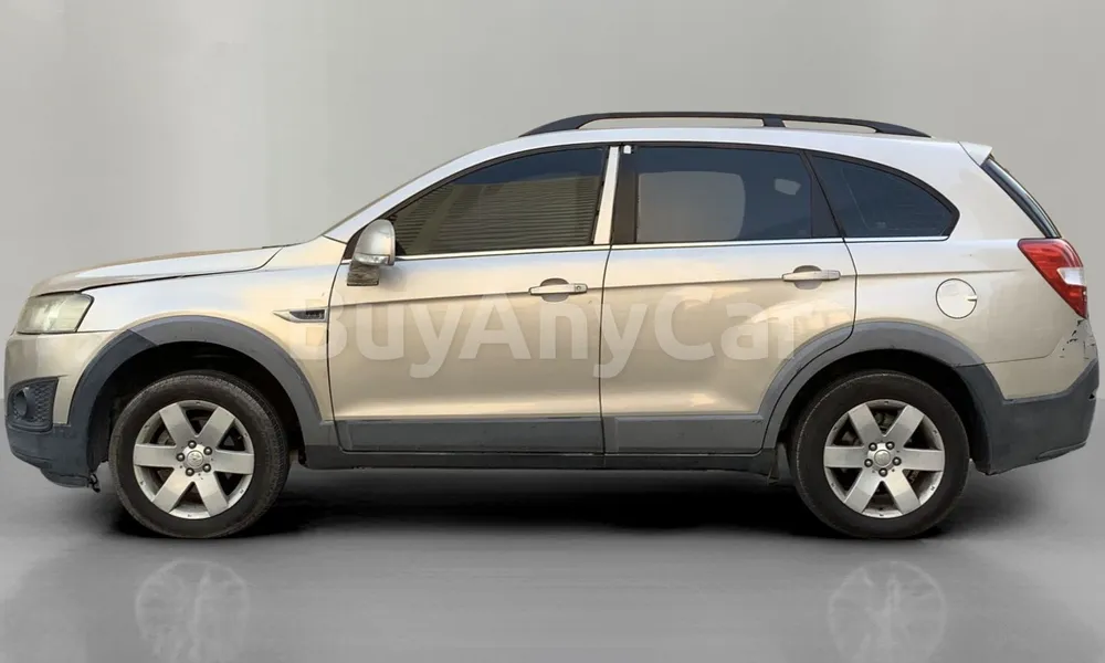 Vehicle photo 4