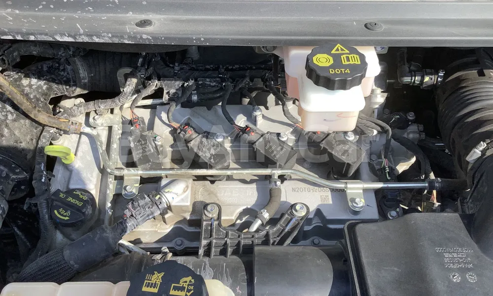 Vehicle photo 6