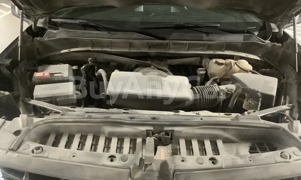 Vehicle photo 5