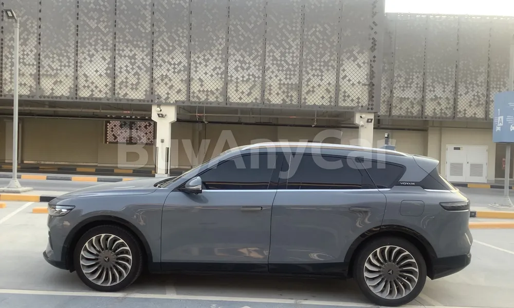 Vehicle photo 5