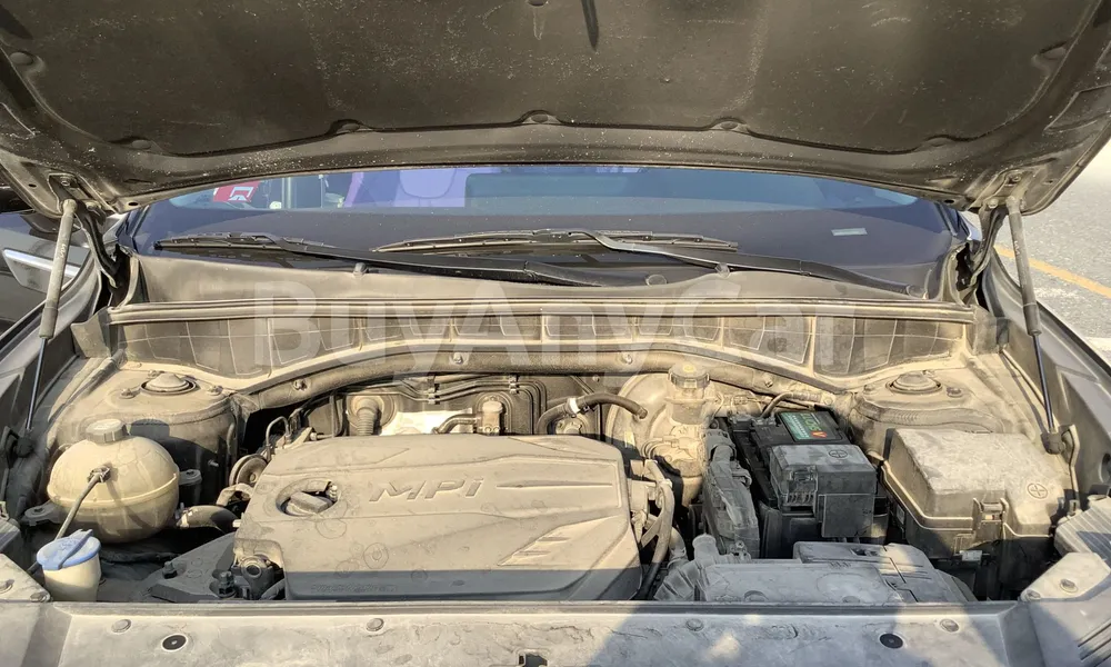 Vehicle photo 7