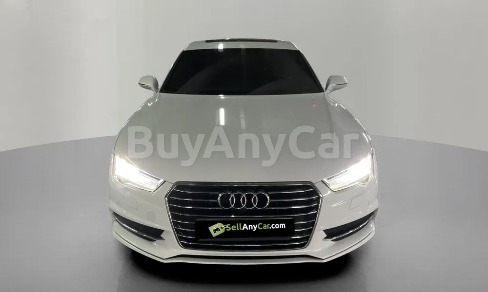 Vehicle photo 1