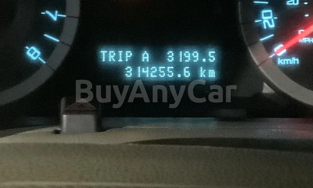 Vehicle photo 5