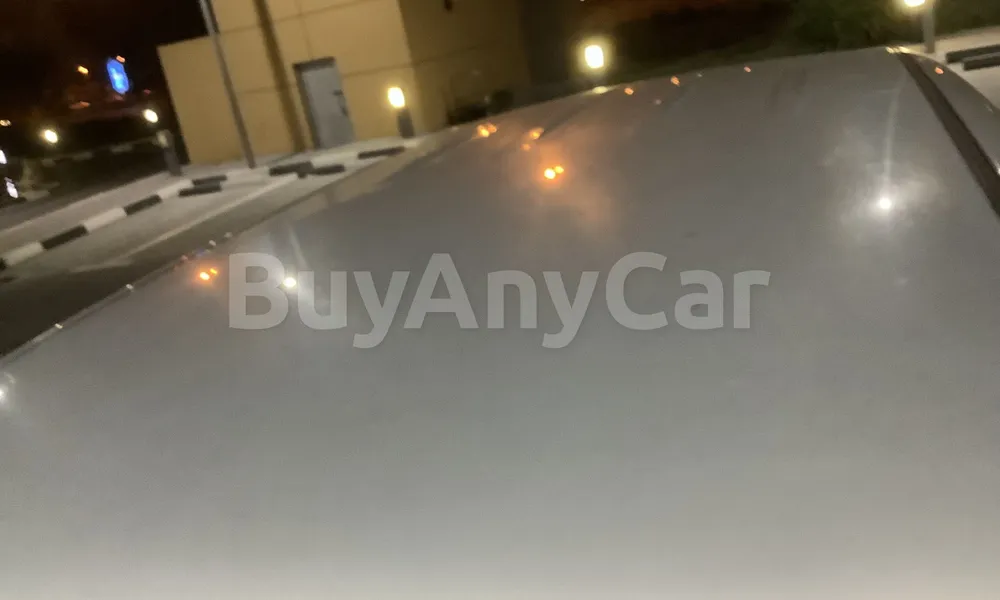 Vehicle photo 7