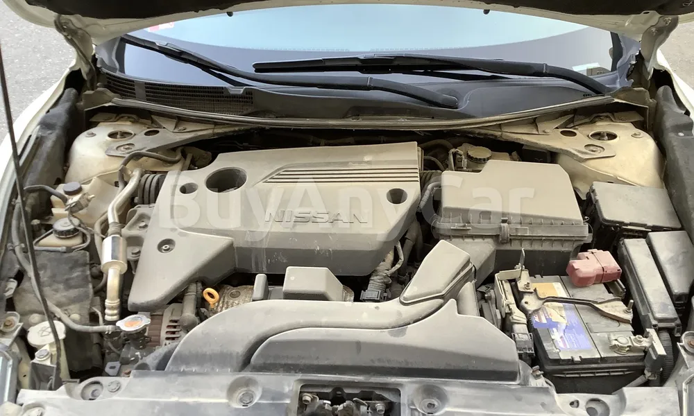 Vehicle photo 6